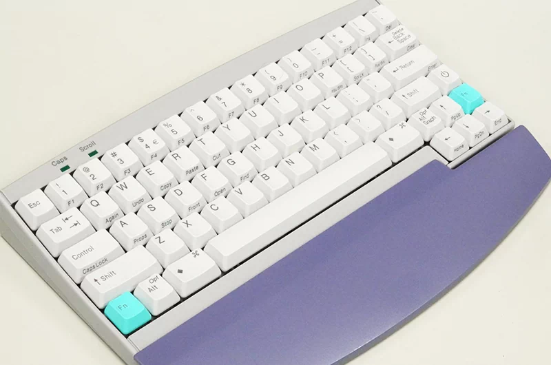 「FKB8579」