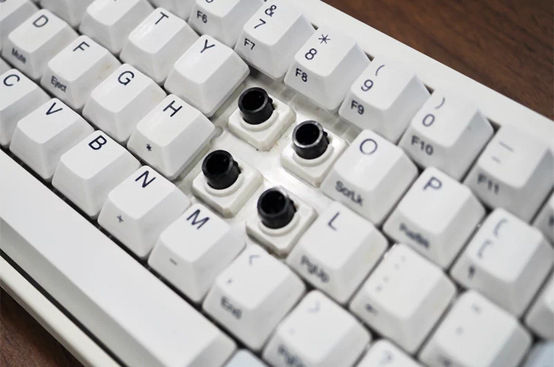 1個1個のスイッチとモールドとの一体構造になっているHHKB