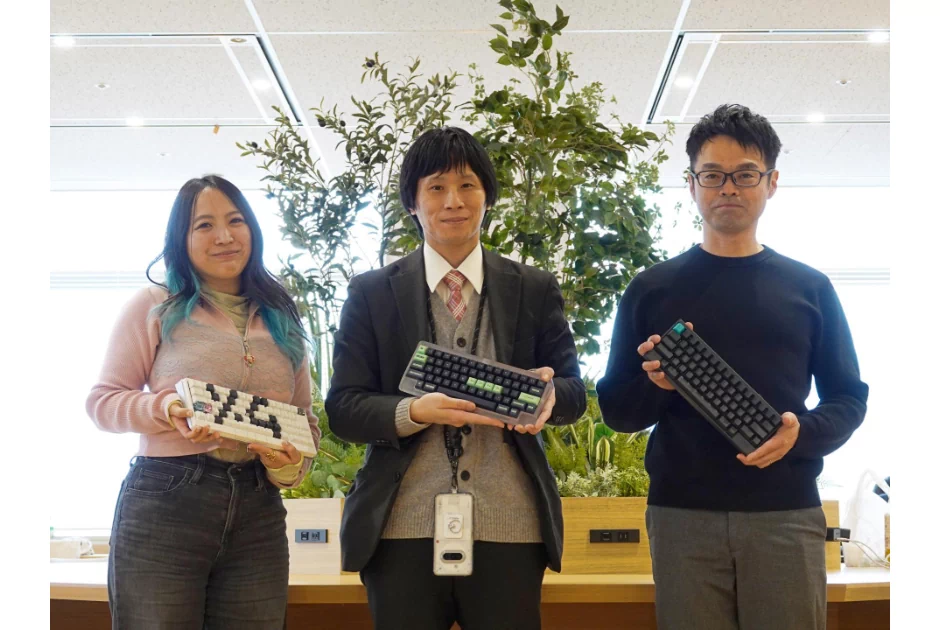 SHIFTキーボード部の皆さん。左から大西さん、村木さん、山下さん