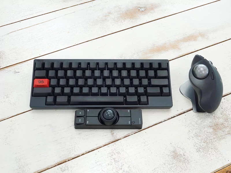 HHKB Professional HYBRID Type-S 英語配列／墨モデル。30周年記念モデルに無刻印のキーキャップセットに換装した
