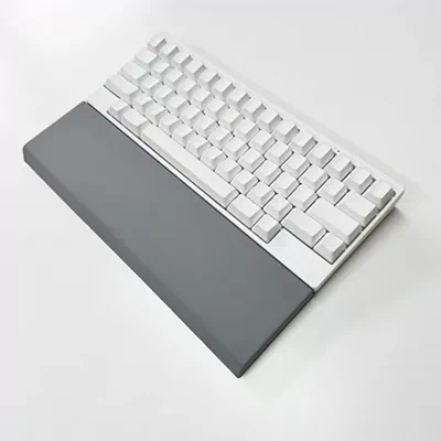 シリコンタイピングベッド（クールグレー）とHHKB